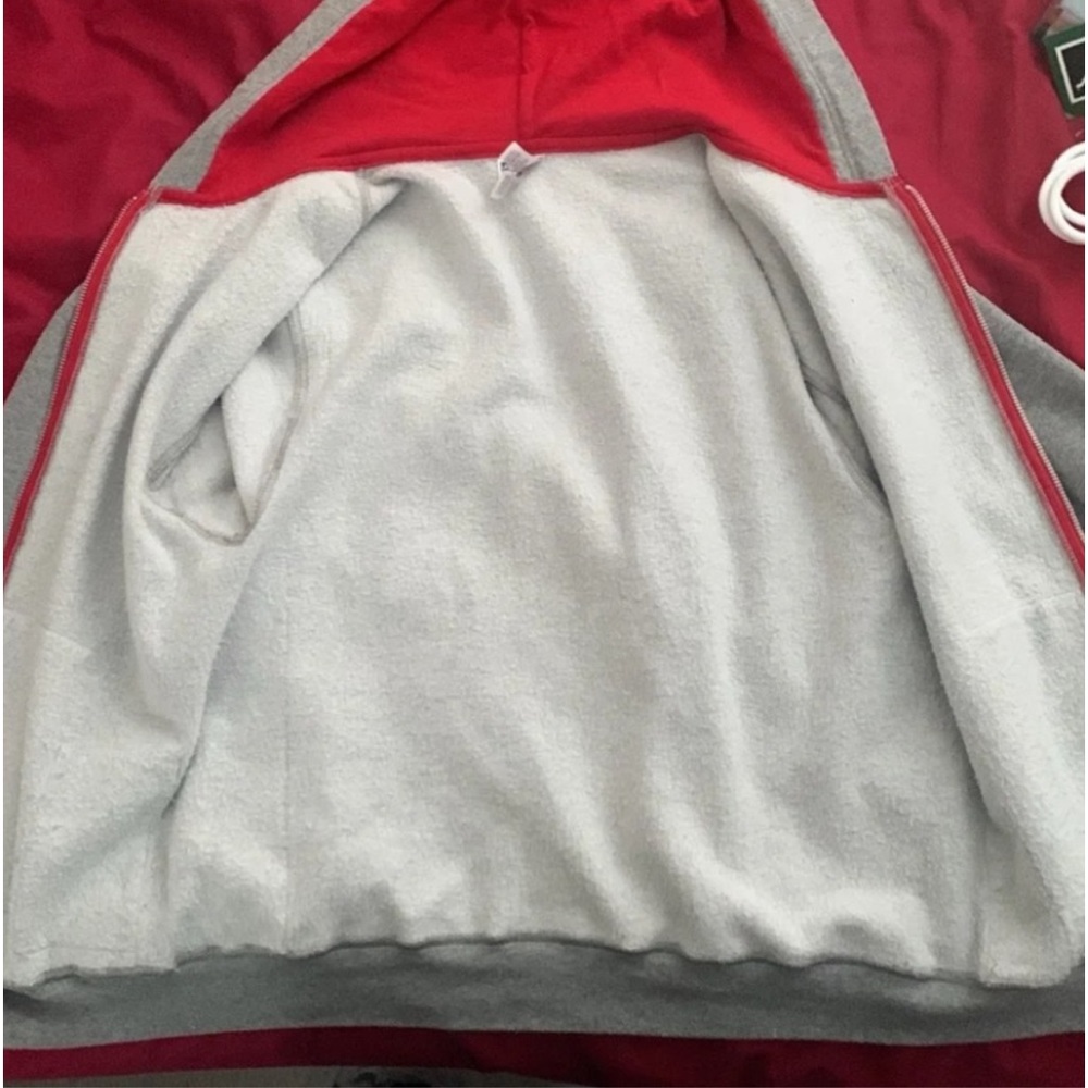 Plain zip up